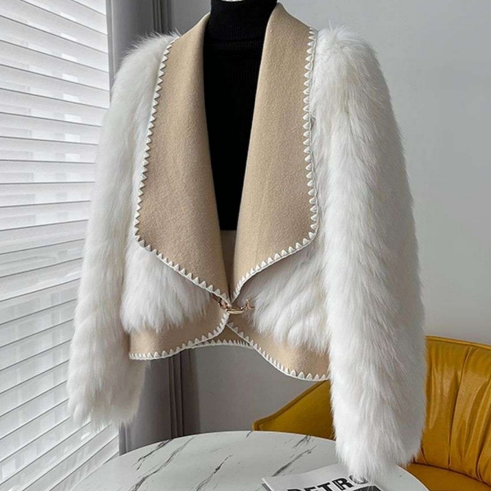 Source Unknown White Faux Fur Teddy Jacket with Beige Trim